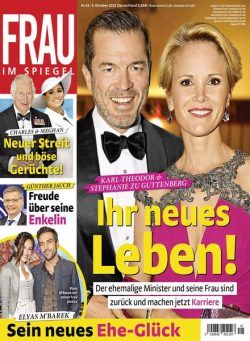 Frau im Spiegel – Oktober 2022