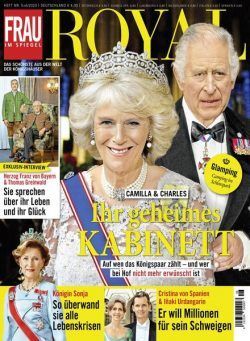 Frau im Spiegel Royal – 05 April 2023